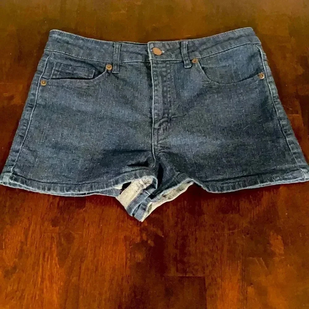 Forever 21 Jean Shorts Like New - Size 29 Y2K